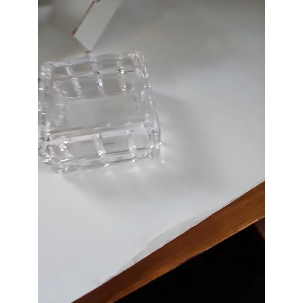NEW Avon 1999 Perceive 24% Lead CRYSTAL KEEPSAKE Trinket Box‎ VINTAGE New In Box